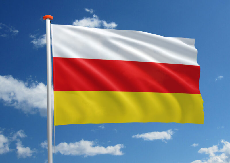 Zuid-Ossetische vlag
