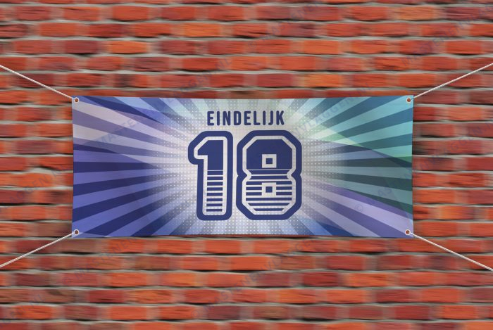 Spandoek verjaardag: Eindelijk 18