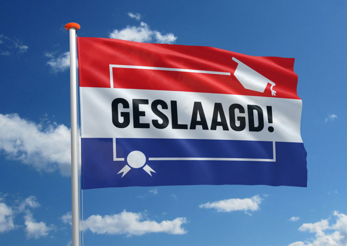 Geslaagdvlag: Geslaagd! | Bestel bij MastenenVlaggen.nl